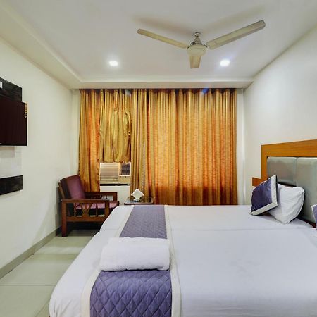 Hotel New Sarovar Grand Панвел Экстерьер фото